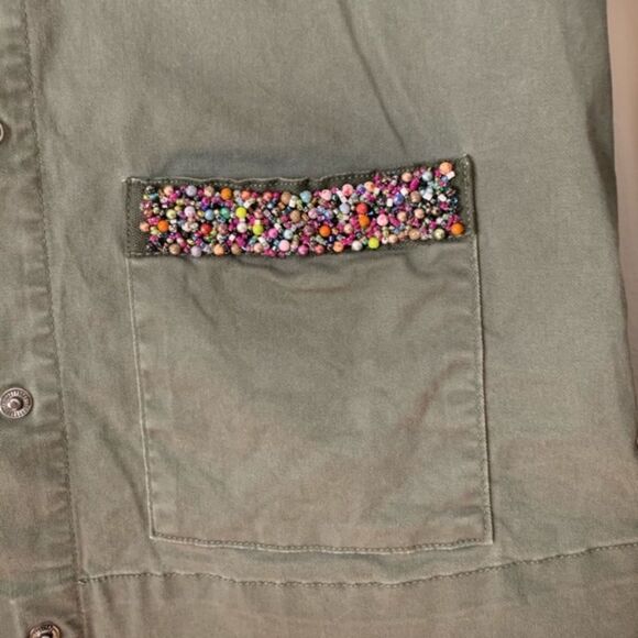 A New Day olive long sleeve denim jacket, almost new. Sequin decorated pockets,M - Picture 8 of 10